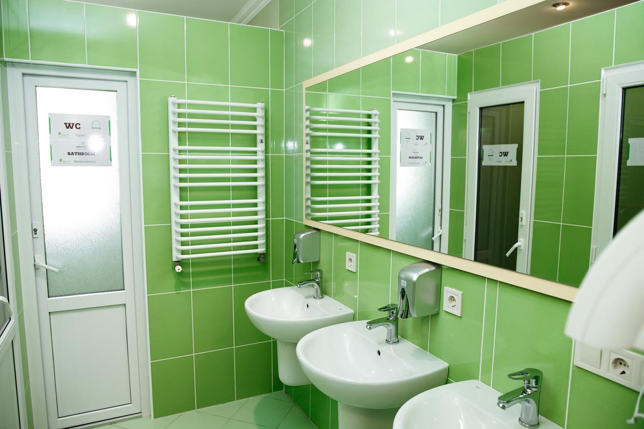 Sweet Home Hostel / Guest House แชร์นิฟซี ภายนอก รูปภาพ
