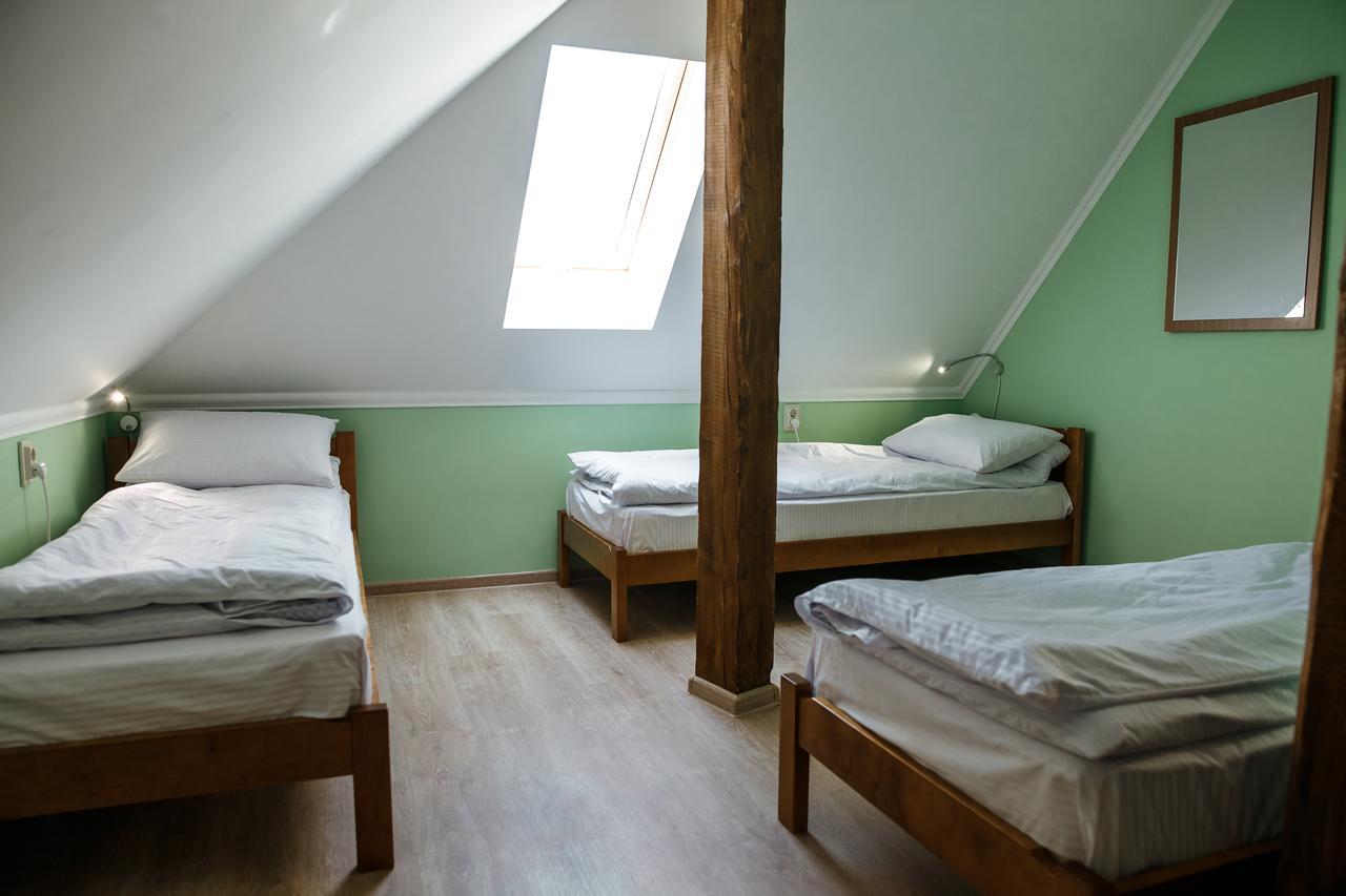 Sweet Home Hostel / Guest House แชร์นิฟซี ภายนอก รูปภาพ